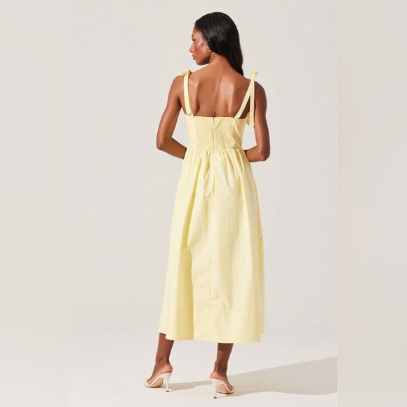 ASTR The Label Helia Bow Front Midi Dress in Lemon - Picture 4 of 4